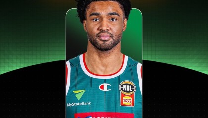 媒体人：斯塔克斯将加盟一支中国球队，目前正在NBL打短工